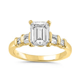 LADIES RING 2 1/4CT BAGUETTE/EMERALD DIAMOND 14K YELLOW GOLD (CENTER STONE EMERALD DIAMOND 2.00CT )