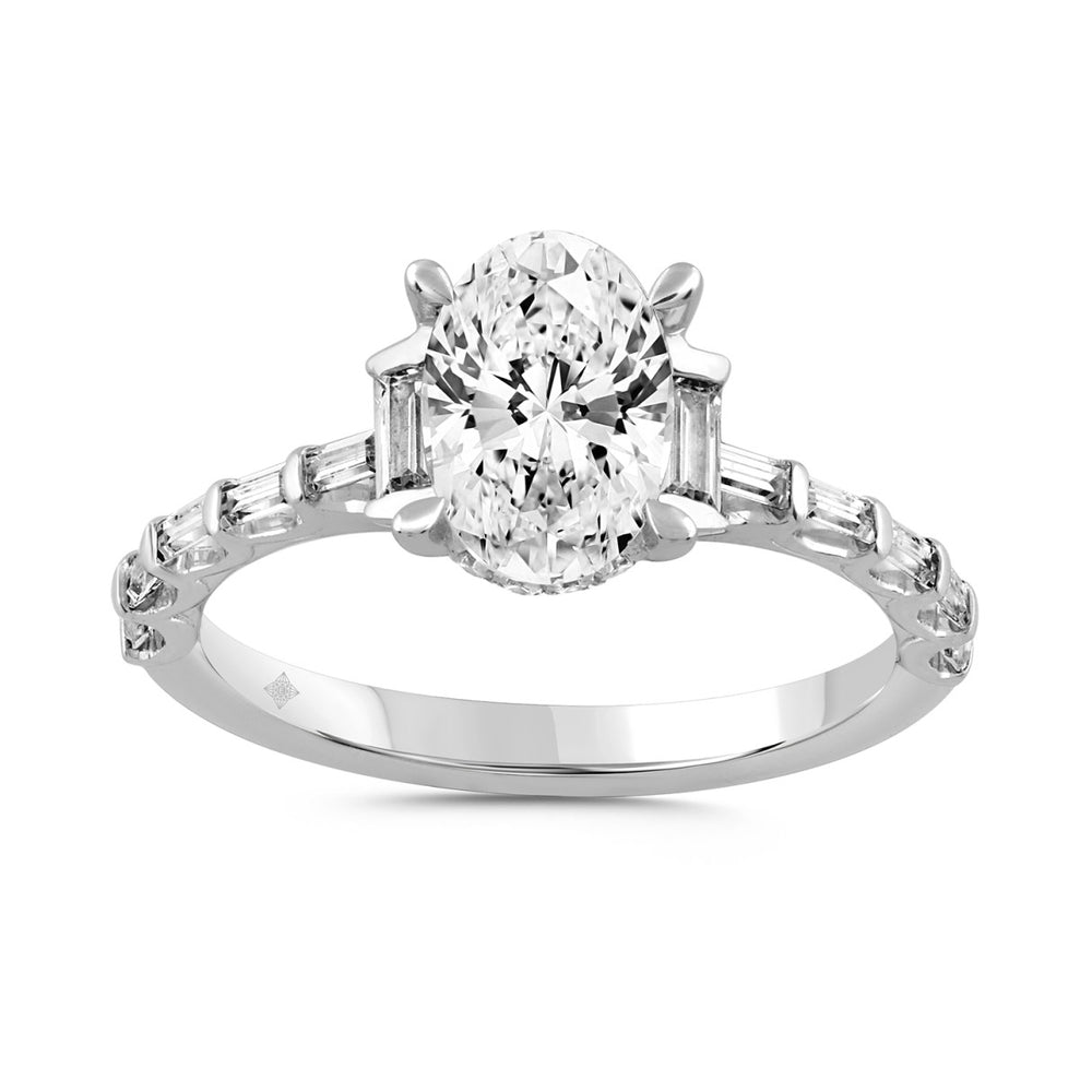 LADIES RING 2 1/2CT ROUND/BAGUETTE/OVAL DIAMOND 14K WHITE GOLD (CENTER STONE OVAL DIAMOND 2.00CT)