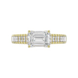 LADIES RING 3CT ROUND/EMERALD/BAGUETTE DIAMOND 14K YELLOW GOLD (CENTER STONE EMERALD DIAMOND 2.00CT)