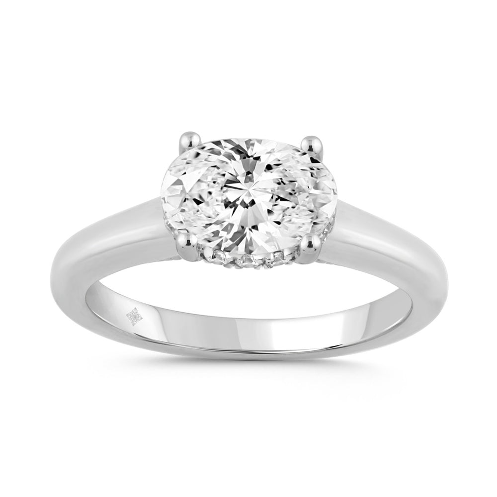 14K WHITE GOLD 1 3/4CT ROUND/OVAL DIAMOND LADIES RING