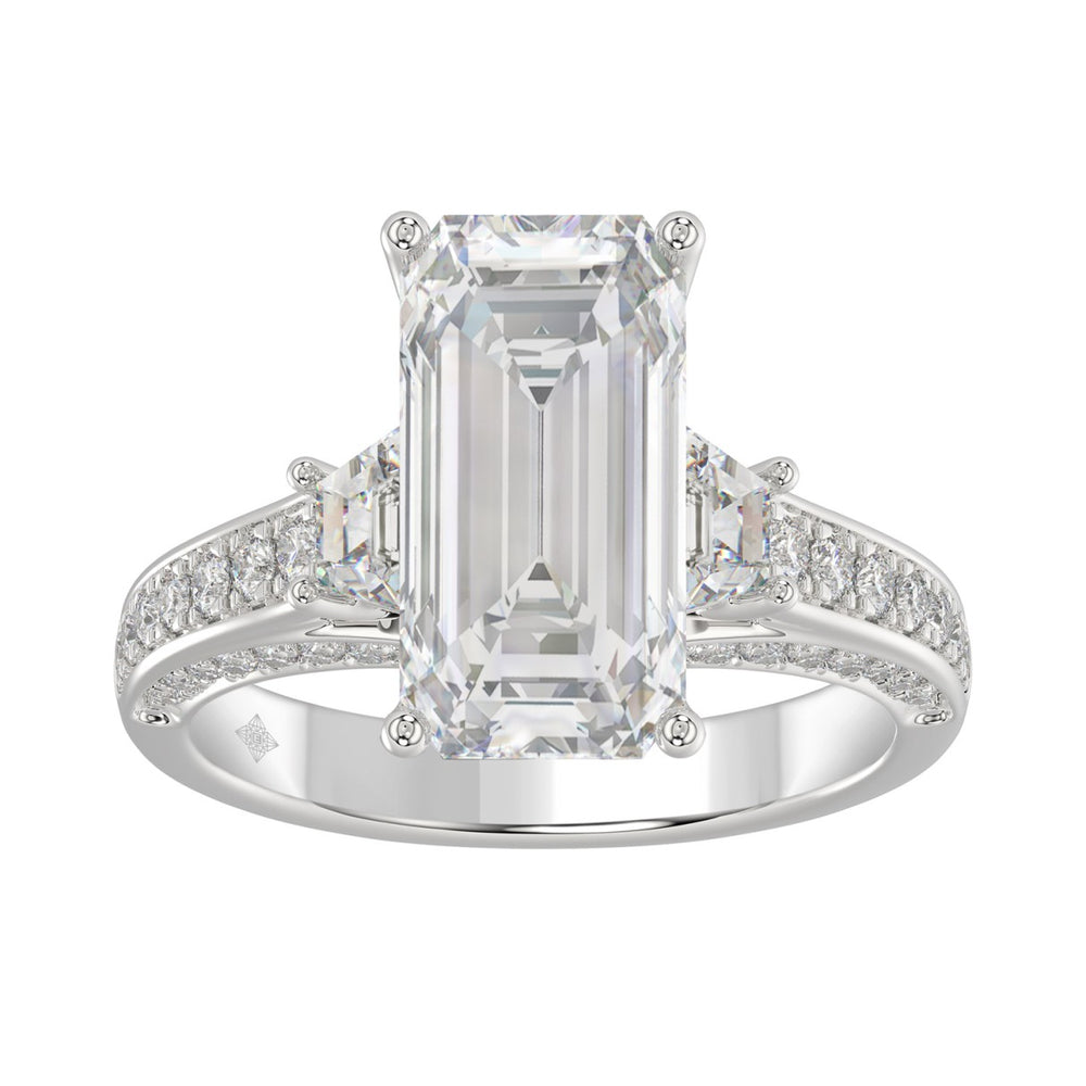 Luxury 14K White Gold Ladies Diamond Ring 4.00CT Round, Emerald & Baguette Diamonds with 3.00CT Emerald Center stone (Color F-G -Clarity VS1/VS2)