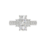 21K PLATINUM LADIES RING WITH 3 1/3CT ROUND/CUSHION/BAGUETTE DIAMONDS (CENTER STONE CUSHION DIAMOND 2CT)