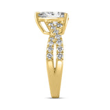 LADIES RING 1 1/2CT ROUND/PEAR DIAMOND 18K YELLOW GOLD (CENTER STONE PEAR DIAMOND 1.00CT)