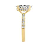 14K YELLOW GOLD 3 1/2CT ROUND/OVAL DIAMOND LADIES RING (CENTER STONE OVAL DIAMOND 3CT)