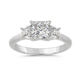 14K WHITE GOLD 1 3/4CT PRINCESS/TRAPEZOID DIAMOND LADIES RING (CENTER STONE PRINCESS DIAMOND 1 1/4CT)