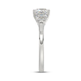 14K WHITE GOLD 1 3/4CT PRINCESS/TRAPEZOID DIAMOND LADIES RING (CENTER STONE PRINCESS DIAMOND 1 1/4CT)