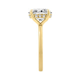 14K YELLOW GOLD 3.00CT OVAL/ROUND DIAMOND LADIES RING (CENTER STONE OVAL DIAMOND 3.00CT)