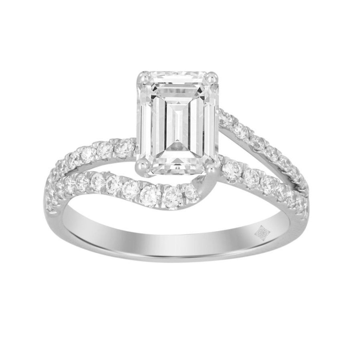 LADIES RING 2CT ROUND/EMERALD DIAMOND 14K WHITE GOLD (CENTER STONE EMERALD DIAMOND 1 1/2CT )