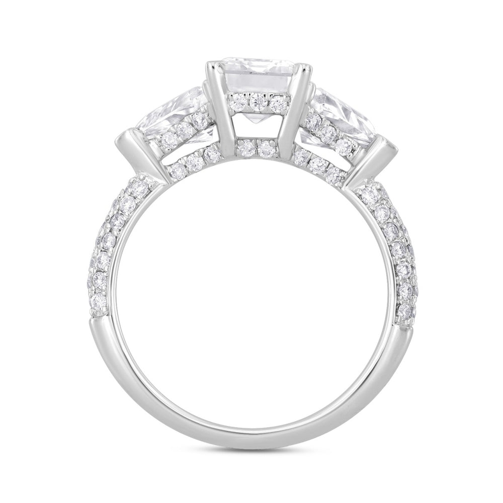 LADIES RING 3 1/2CT ROUND/EMERALD/TRILLION DIAMOND 14K WHITE GOLD (CENTER STONE EMERALD DIAMOND 2CT )