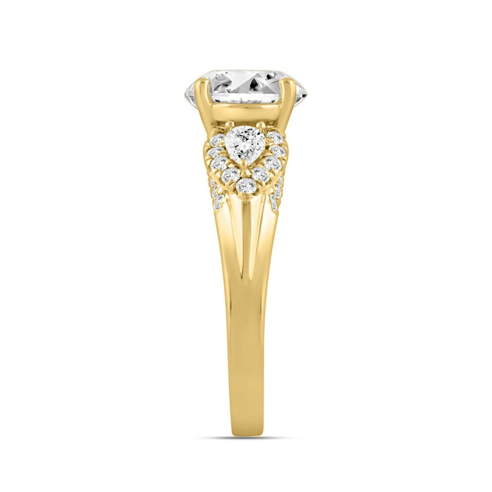 LADIES RING 3 3/4CT ROUND/PEAR/OVAL DIAMOND 14K YELLOW GOLD (CENTER STONE OVAL DIAMOND 3.00CT)