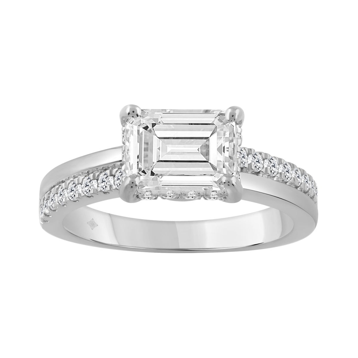 14K WHITE GOLD 2 1/3CT ROUND/EMERALD DIAMOND LADIES RING (CENTER STONE EMERALD DIAMOND 2.00CT)