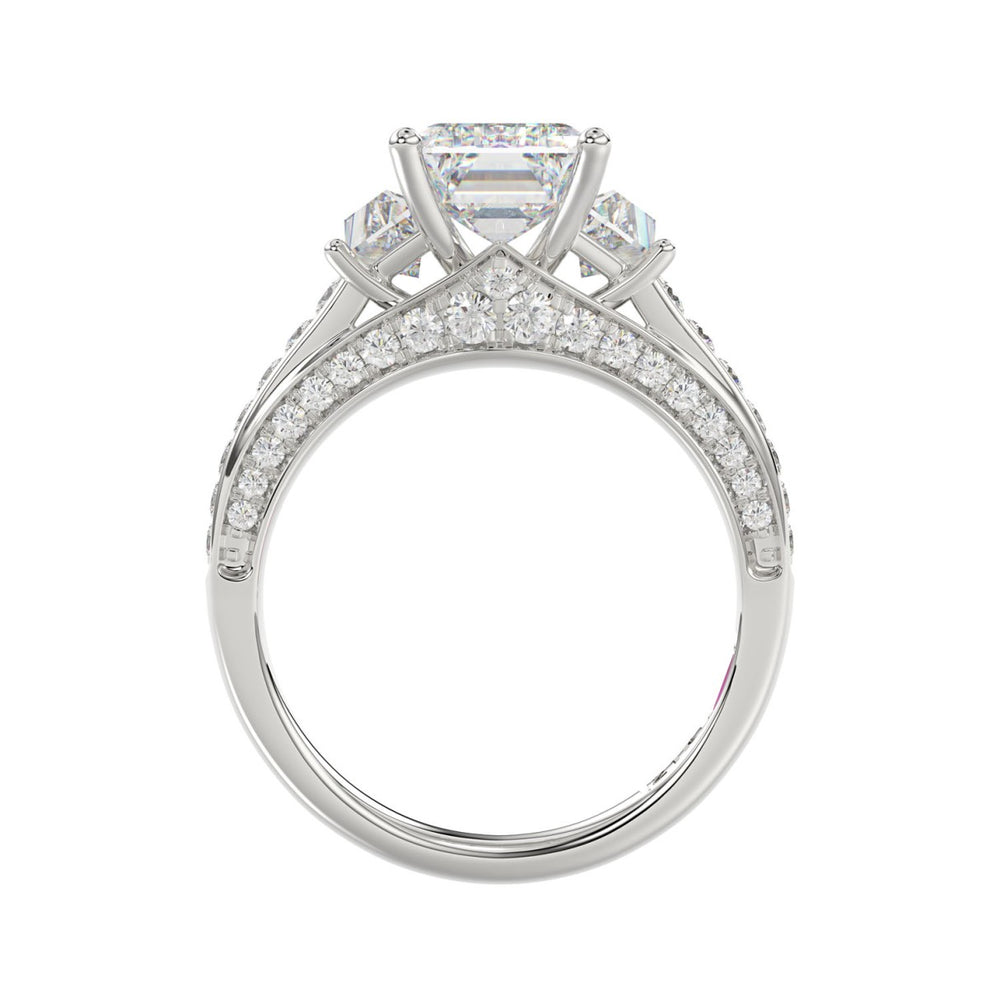 21K PLATINUM LADIES RING WITH 4.00CT TRAPEZOID/ROUND/EMERALD/BAGUETTE DIAMONDS (CENTER STONE EMERALD DIAMOND 3CT)