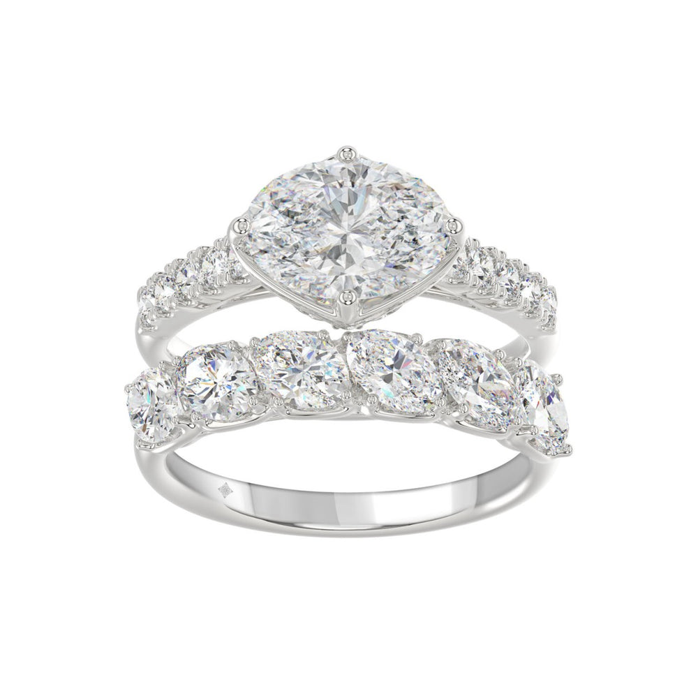 Ladies 14K White Gold Ladies Elegance- Bridal Set  3 3/4CT Round & Oval Diamonds 2.00CT Oval Center stone (Color F-G -Clarity VS1/VS2)