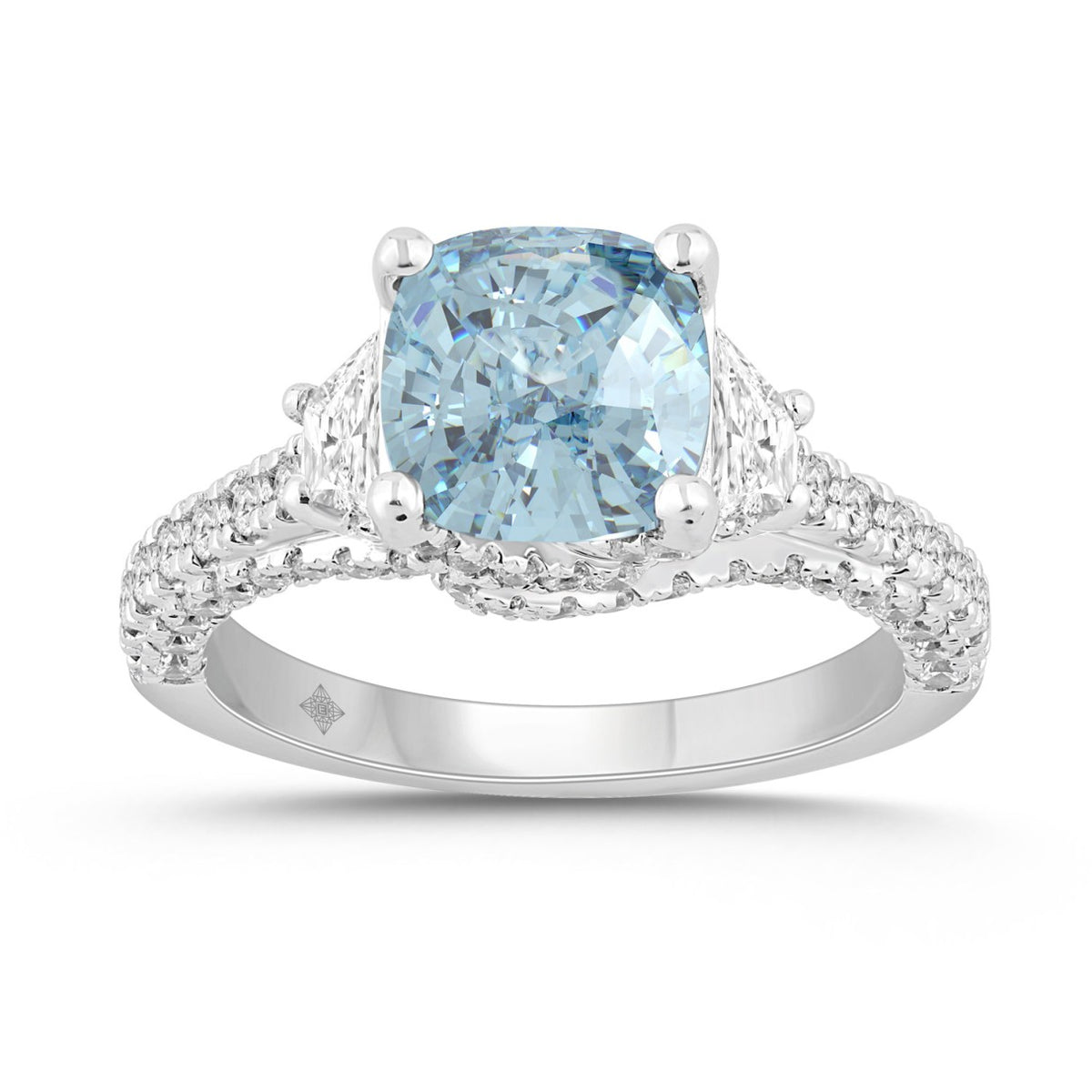 14K WHITE GOLD 4 1/4CT ROUND/CUSHION/TRAPEZOID DIAMOND LADIES RING (CENTER STONE BLUE CUSHION DIAMOND 3CT)