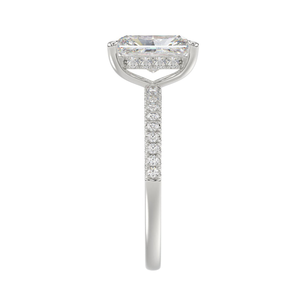 14K WHITE GOLD 2 1/4CT ROUND/RADIANT DIAMOND LADIES RING (CENTER STONE RADIANT DIAMOND 2CT)