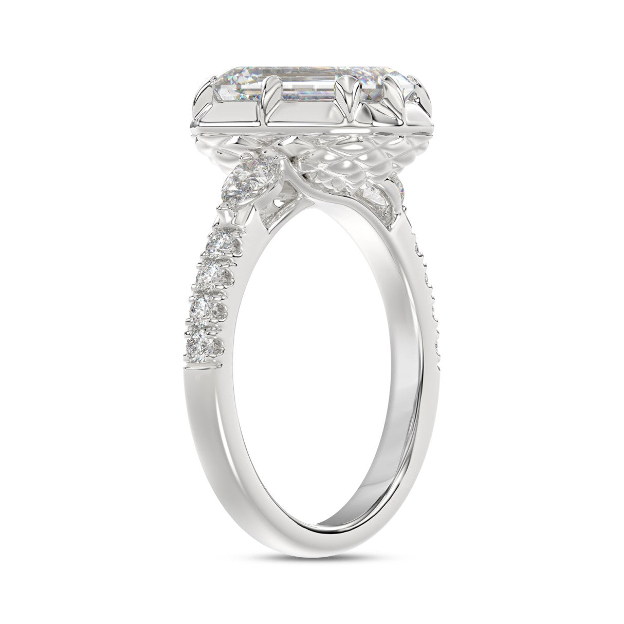 14K WHITE GOLD 3 1/2CT ROUND/PEAR/EMERALD DIAMOND LADIES RING (CENTER STONE EMERALD DIAMOND 3CT)