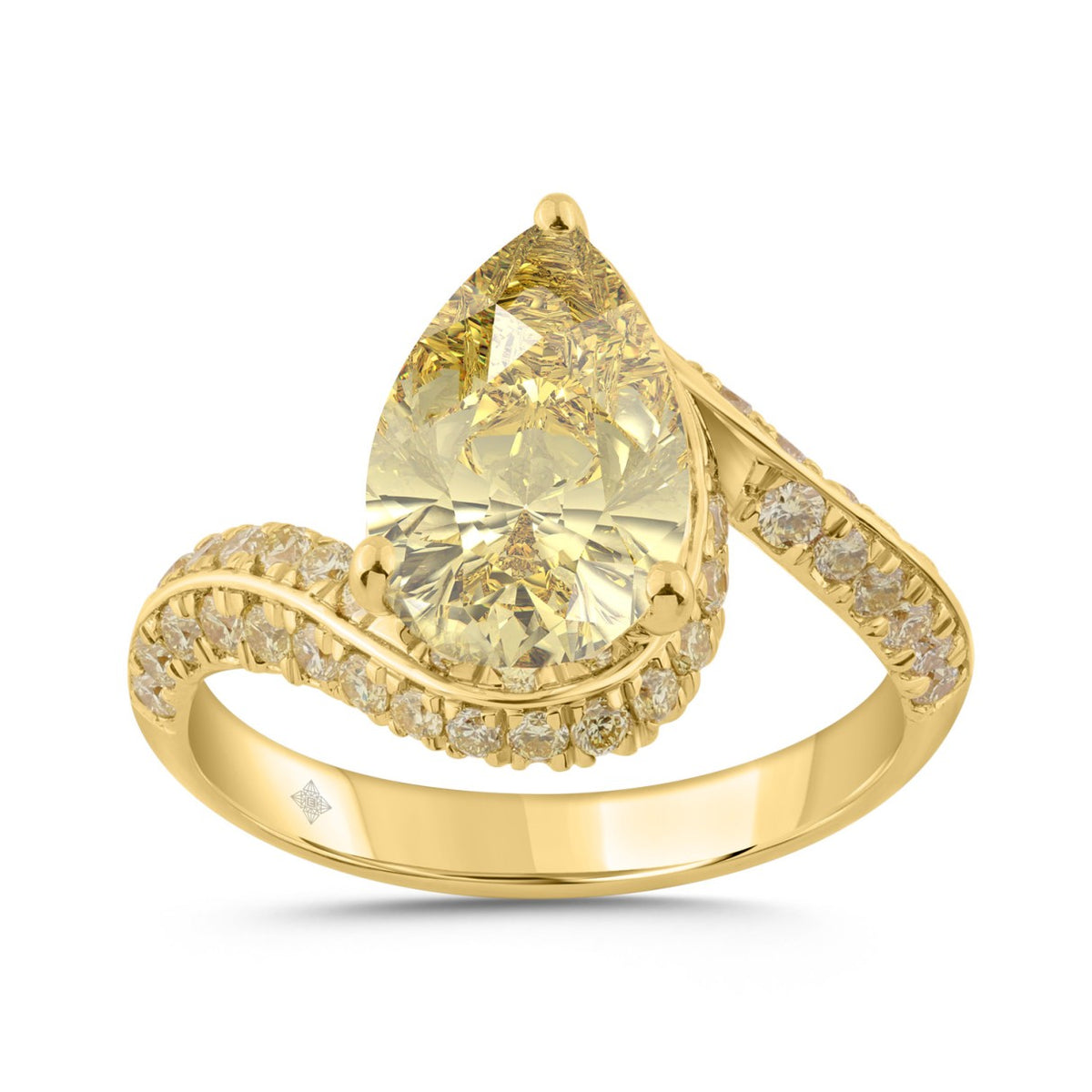 14K YELLOW GOLD 3 3/4CT ROUND/PEAR DIAMOND LADIES RING (CENTER STONE YELLOW PEAR DIAMOND 3CT)