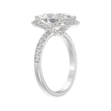 14K WHITE GOLD 4 1/2CT ROUND/OVAL DIAMOND LADIES RING (CENTER STONE OVAL DIAMOND 4.00CT &amp; Color F-G Clarity VS1/VS2)