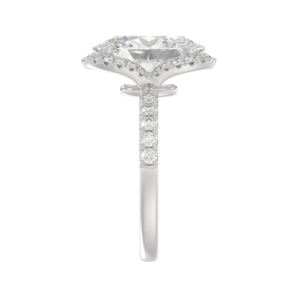 14K WHITE GOLD 4 1/2CT ROUND/OVAL DIAMOND LADIES RING (CENTER STONE OVAL DIAMOND 4.00CT &amp; Color F-G Clarity VS1/VS2)