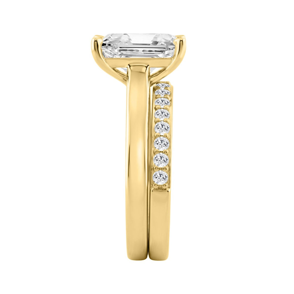 Luxury 18K Yellow Gold 3 1/3Ct Radiant &amp; Round Diamond Bridal Set 3.00Ct Radiant Cut Engagement Ring With Matching Wedding Band (Color F-G -Clarity Vs1/Vs2)